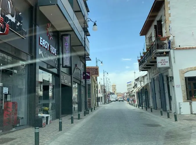 Lejlighed Tony's Boutique Larnaca